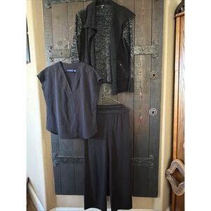 Apt 9 Petite S & XS 3 Piece Bundle. Sweater, Blouse And Pants Black & White E261